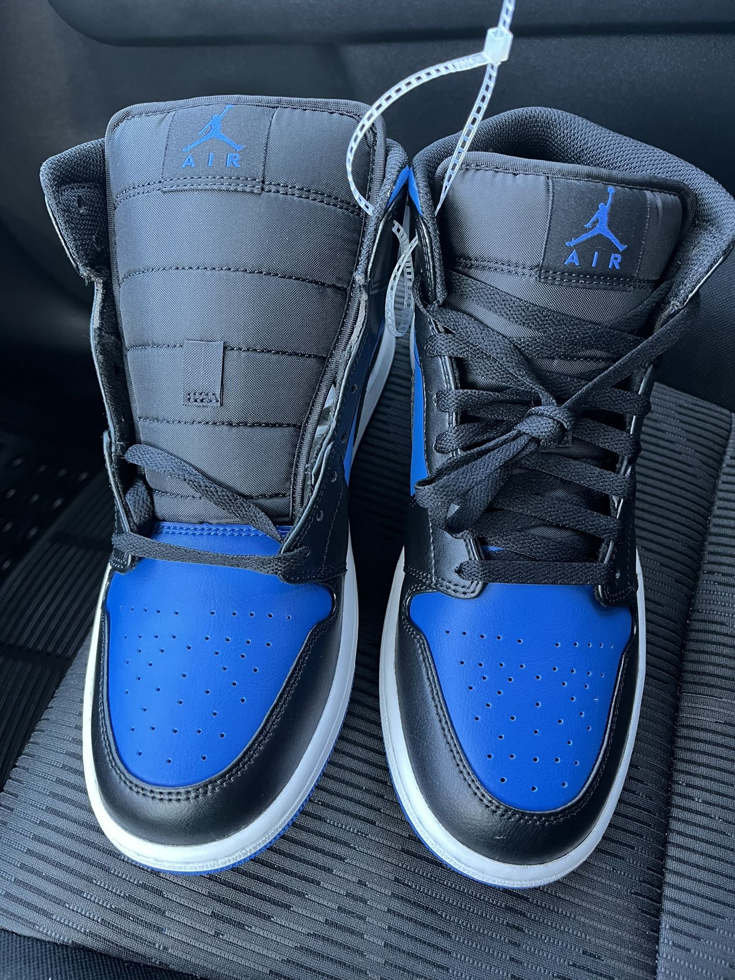 Jordan 1 Retro (Black/Royal) sz 10.5