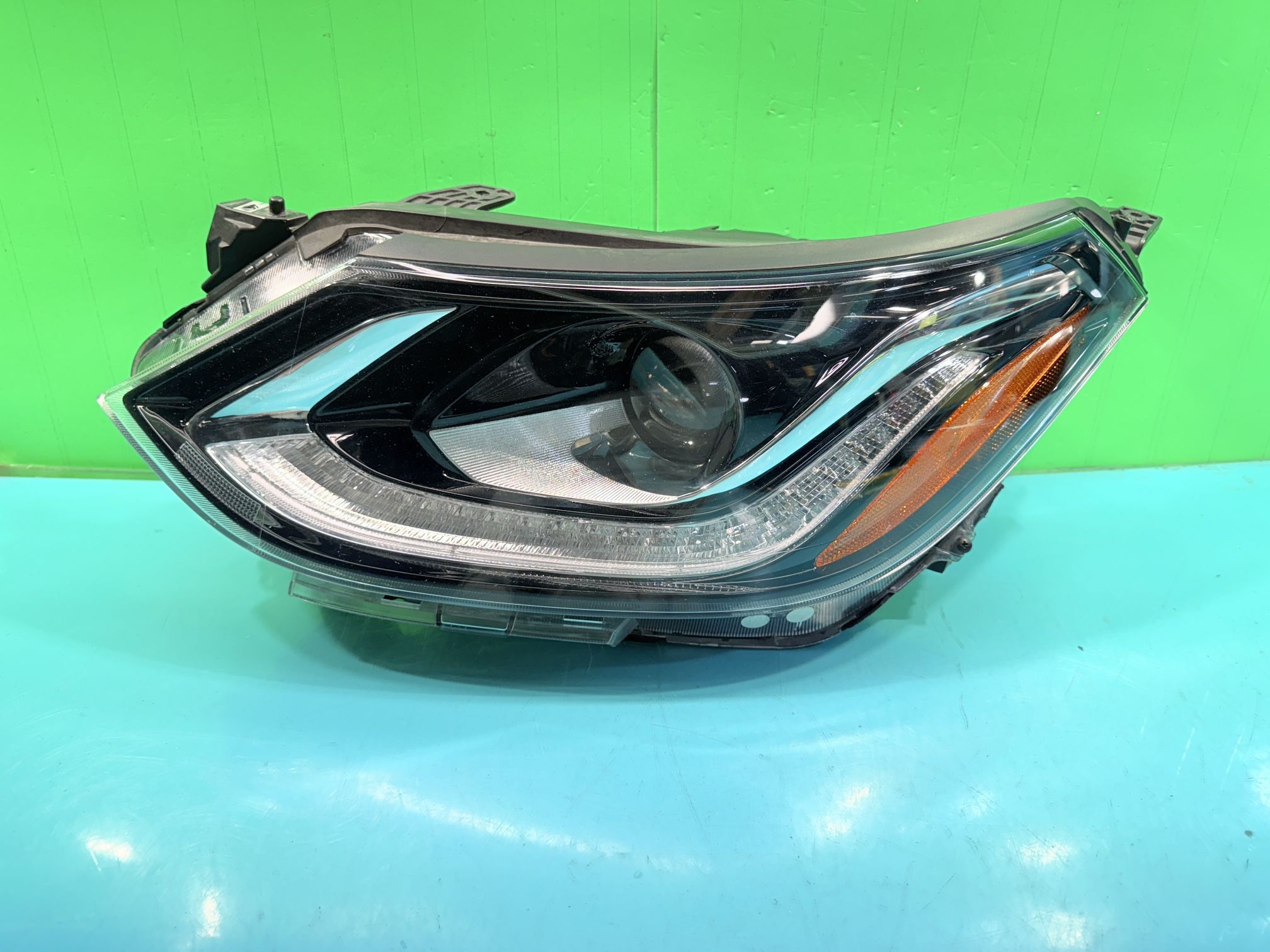 Headlight Bolt 2017 2018 2019 2020 2021 Oem