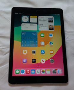 Nice APPLE iPad 6 32GB WIFI PLUS 4G CELLULAR UNLOCKED