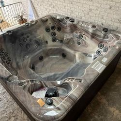 New Spas / Hot Tubs
