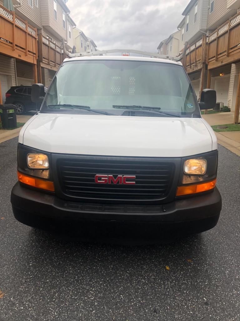 2005 GMC Savana