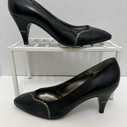 Womens Bruno Magli Black Heels Size 8 1/2 AA