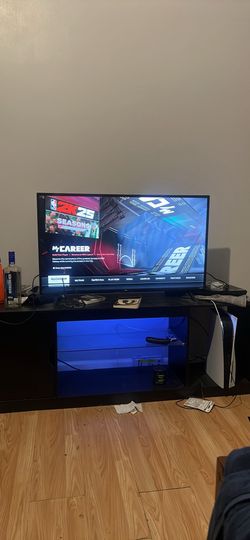 45 inch Roku