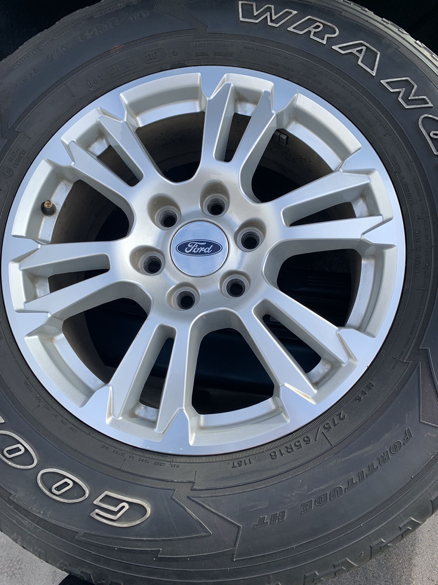 18” Inch Ford F150 Rims Wheels Tires Set  6x135