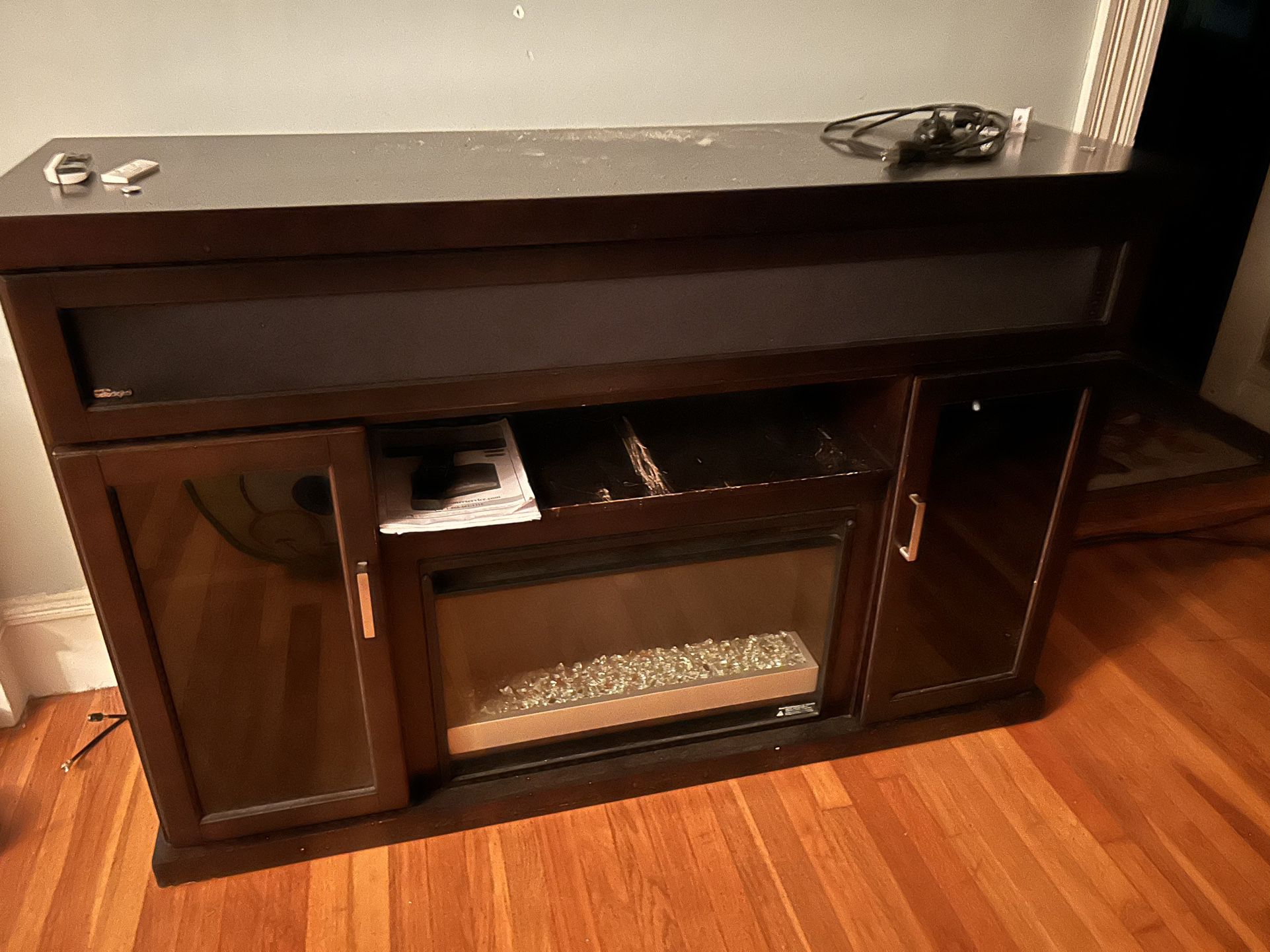 Tv Stand / Electric Fireplace / Sound bar 