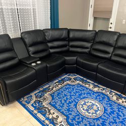 New Black Recliner Sectional Couch Includes Free Delivery! 