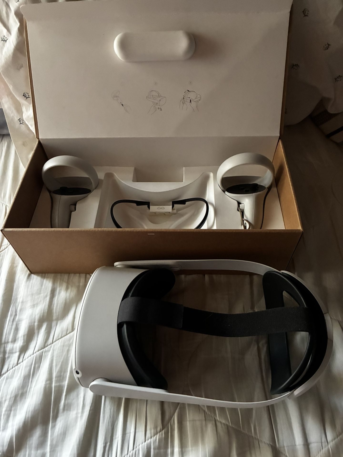 Meta Quest 2 + Adjustable Strap 