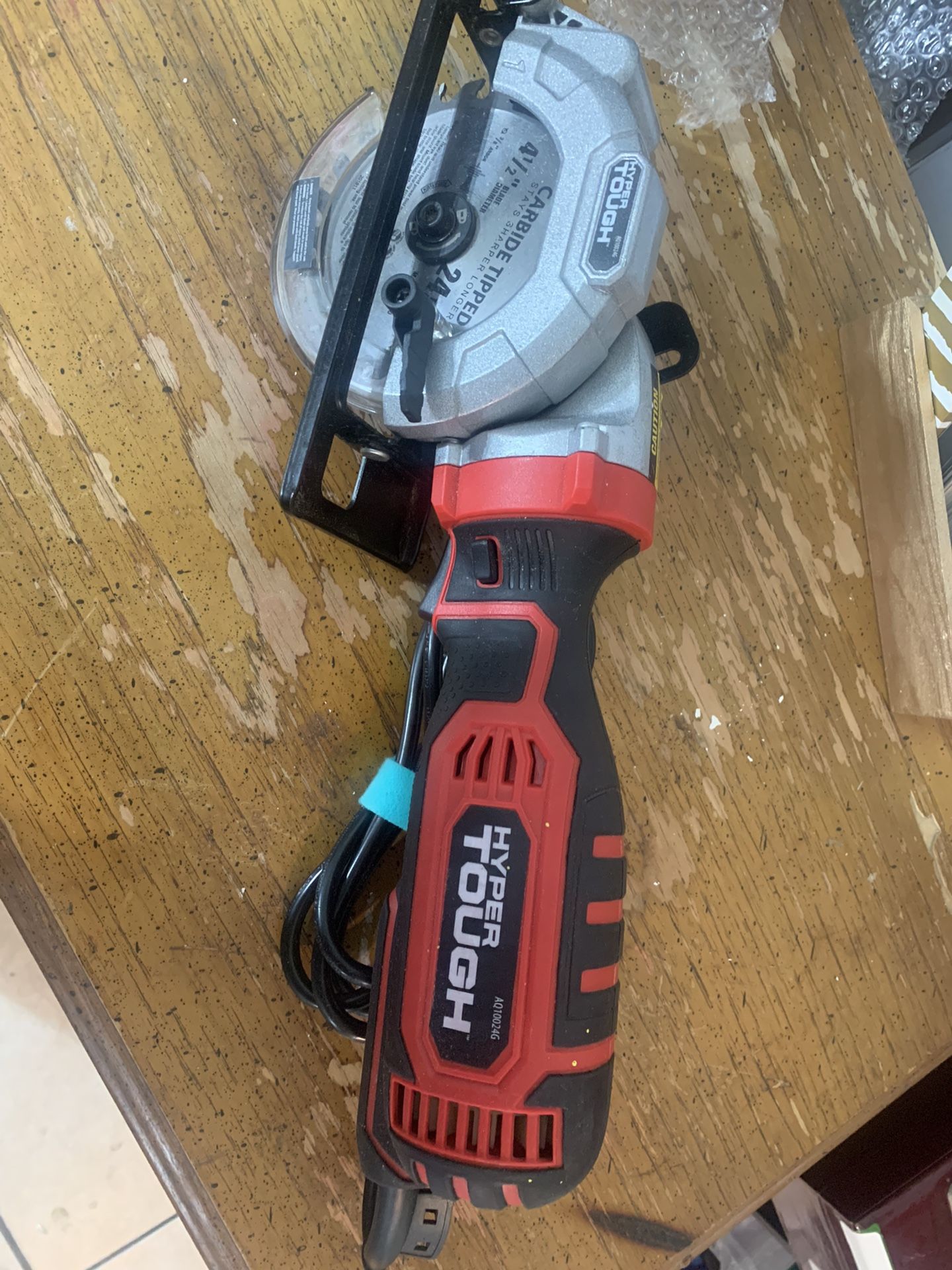 Hyper Tough 5.8 AMP Corded 4.5 Inch Mini Circular Saw AQ10024 for