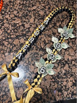Graduation money lei/