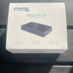 PLUGABLE USB 3.0 AND USB-C 7-PORT CHARGING HUB