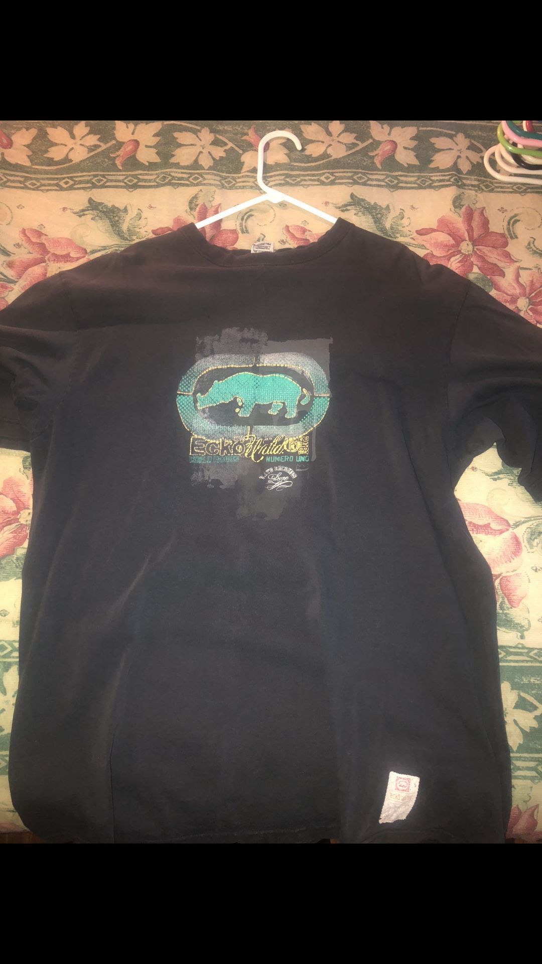 Men’s XL t shirt