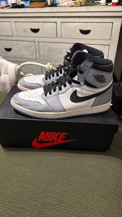 Air Jordan Retro High OG - University Blue