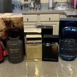 Múltiple Men’s Cologne Read Description!!