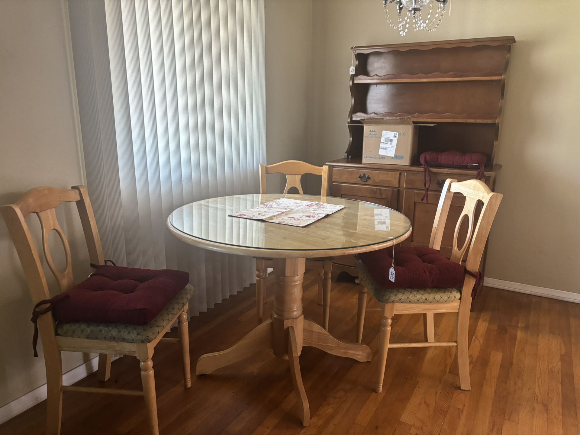 Free Small Oak Table