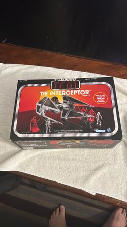 Star Wars The Vintage Collection TIE Interceptor Vehicle