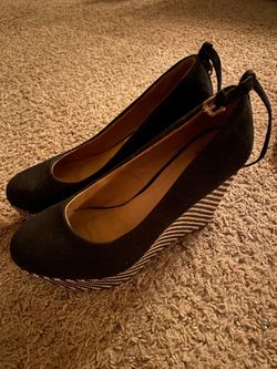 Black Wedge / Shoes/ Heel