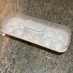 Sub-Zero Egg Tray with Lid – OEM Refrigerator Egg Holder for 700 Series / 700TC