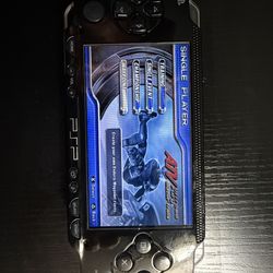 PSP 1000 x 2 64 GB , charger
