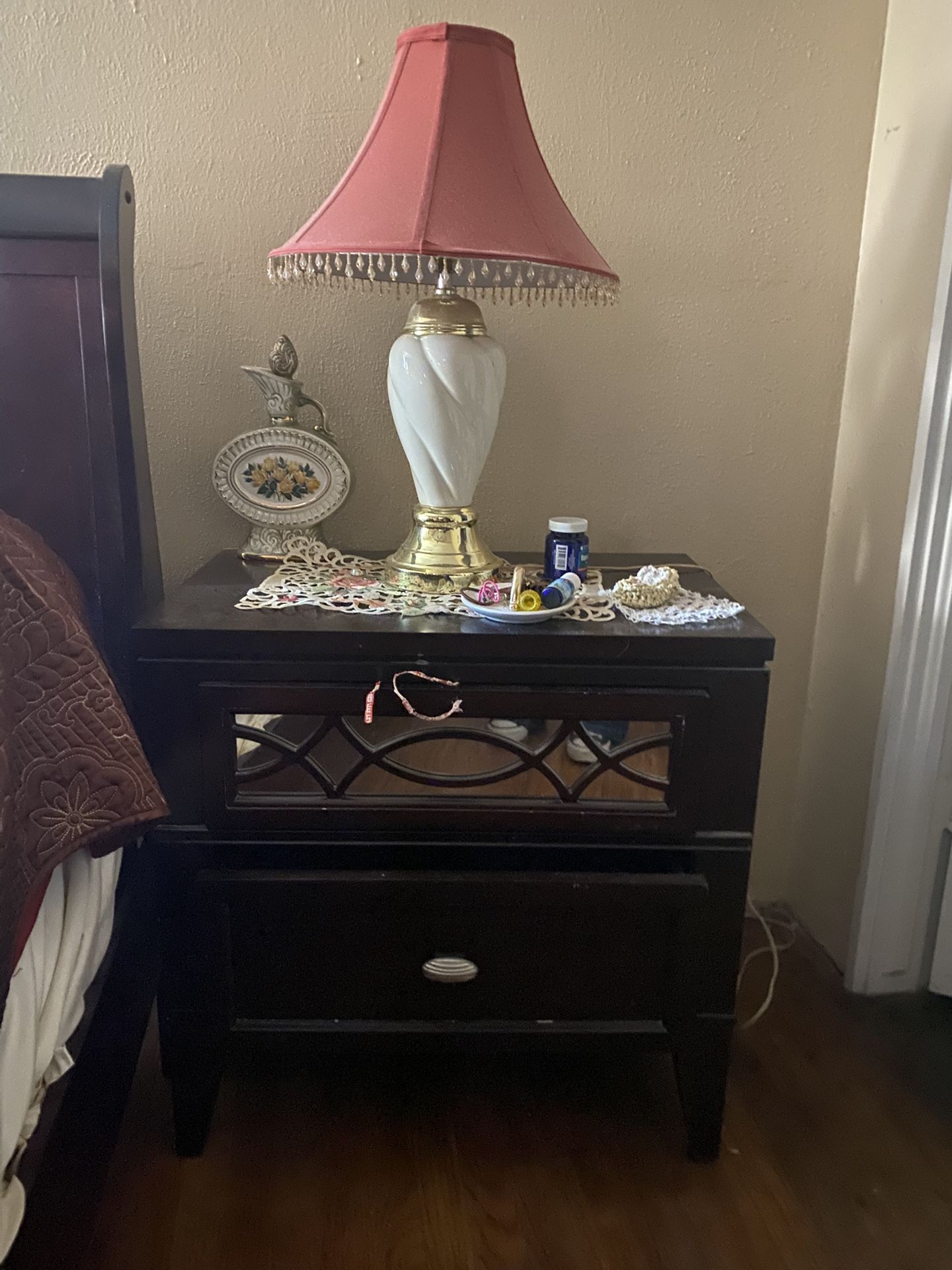 Bedside dresser 