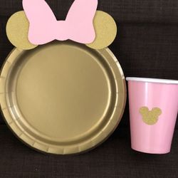 Minnie Mouse set Decorations Birthday Party Plates