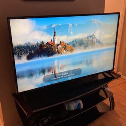 LG 4K UHD HDR Smart LED TV - 60" Class