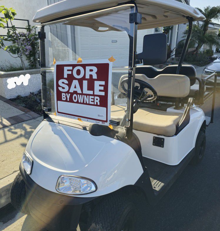 2020 Street Legal E-Z-GO RXV Elite Lithium-Ion Golf Cart