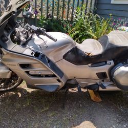 91 Honda  ST1100