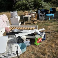 Awesome multi-family Yard sale (Sun 8/3)