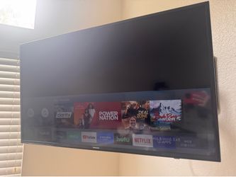 TV 40” and mount