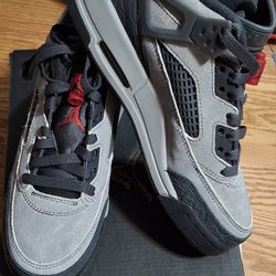 JORDAN SPIZIKE LOW (GS)  6 YOUTH 