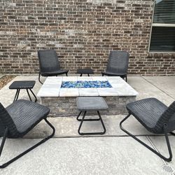 Outdoor Conversation Set And Lounge Chair 