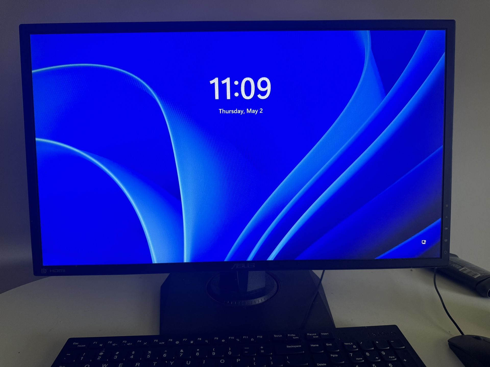 144 Asus Gaming Monitor