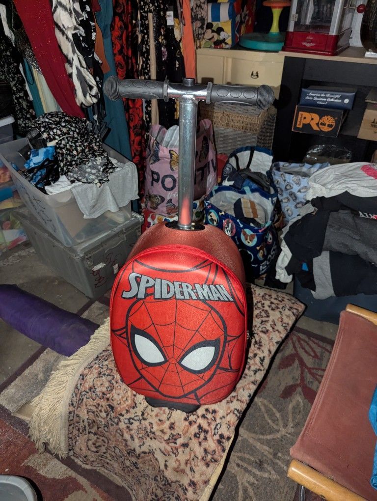 NEW SPIDERMAN SCOOTER SUITCASE