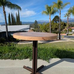 Beautiful Round Bar Table