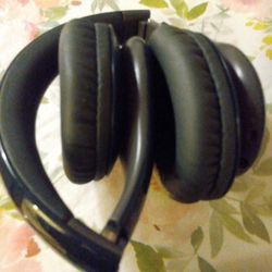 Bluetooth Headphones 🎧