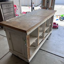 Wooden Work Bench With Metal Wheels
