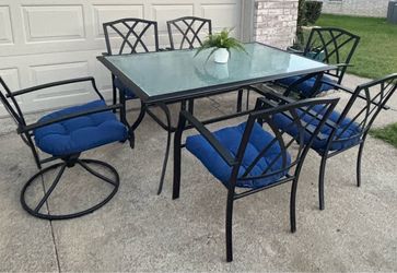 7-piece table and chair set outdoor