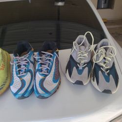 Nike And Yezzy  All For 100