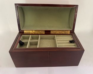 Vintage Wood Jewelry Keepsake Box - 11x5 ½x7
