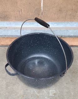 Nice Black Speckled Enamelware Pot With Handle