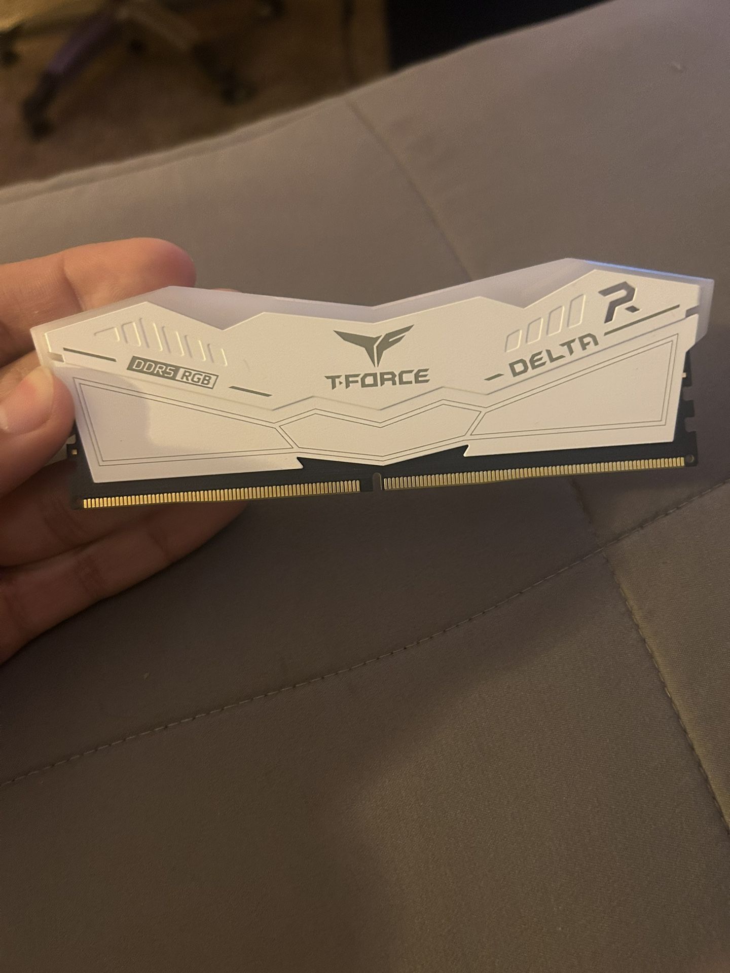  Tforce DELTA RGB DDR5 16gb DESKTOP MEMORY WHITE
