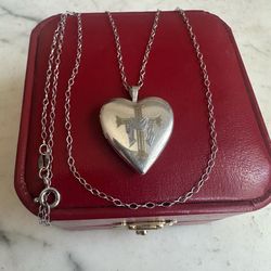 Vintage 925 Sterling Silver locket w/ cross etched in a gold , unique design, attached bale , in great condition