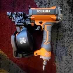 Rigid 1-3/4 Roofing Coil Nailer 