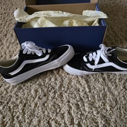 Vans Old Skool Men's 5.5 Women's 7