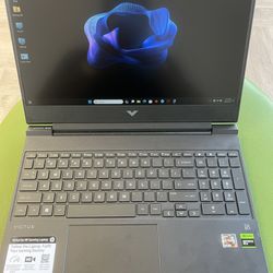 HP VICTUS Gaming S10 15.5" Ryzen 5 7535HS 3.3GHz 16 GB Ram 512gb Nvidia GeForce RTX 2050 4GB Graphics Windows 11.   Laptop is in very good condition o