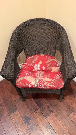 Outdoor furniture cushions tropical print