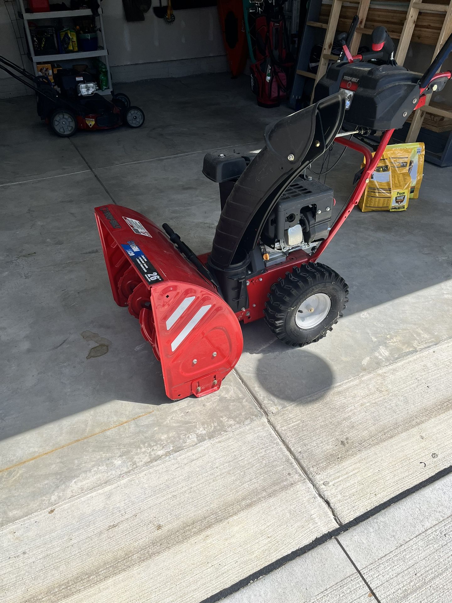 Troy-Bilt Storm 2620 26” Snow Blower