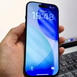 Apple iPhone 16 Pro (100% Batt) Factory Unlocked Black Titanium 128GB #23159