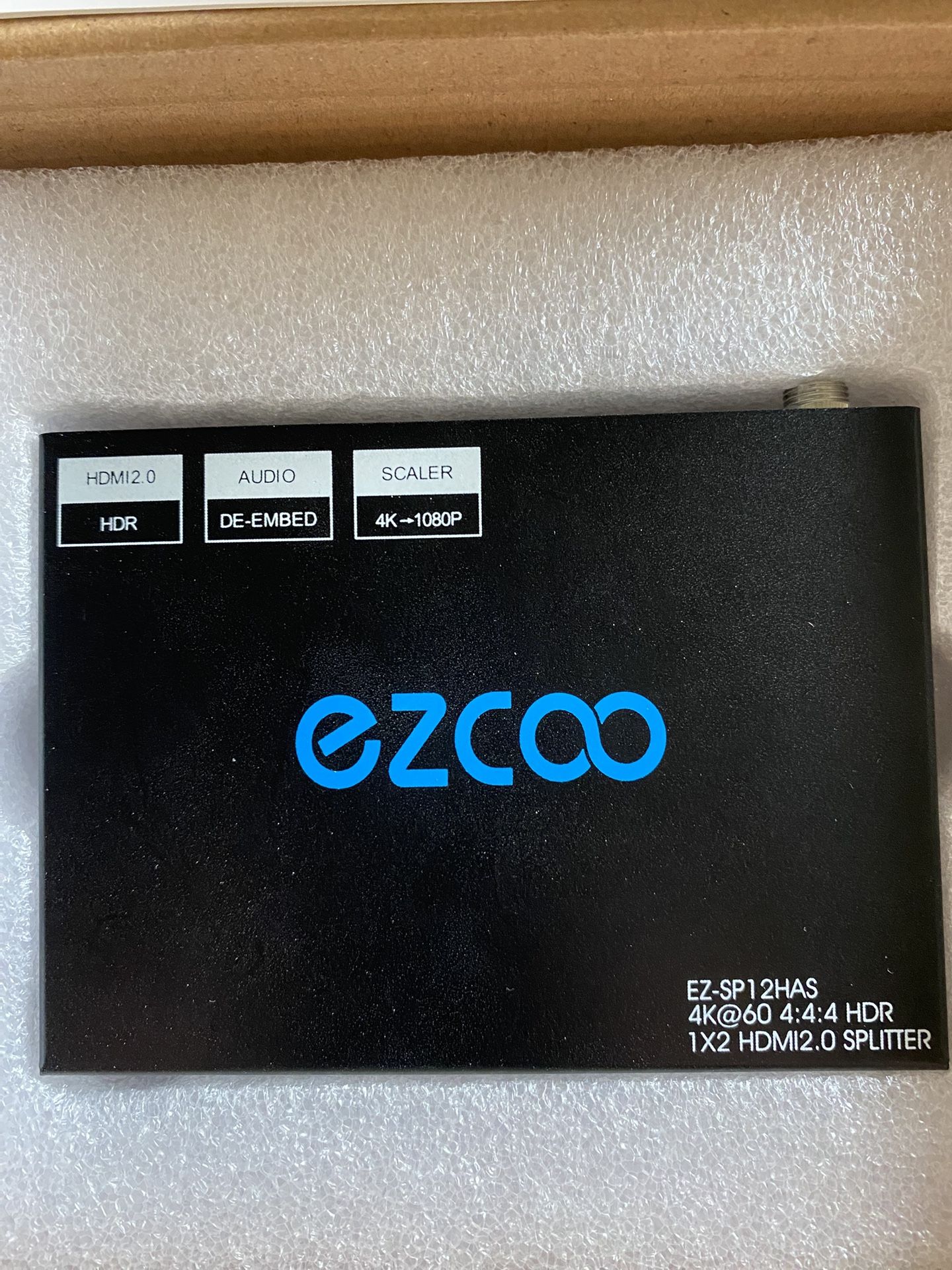 EZCOO - HDMI 2.0 Splitter Scaler