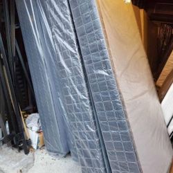 King box springs can deliver new
